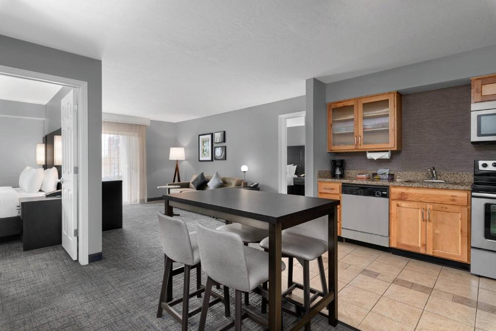 2 Bedroom Suite interior